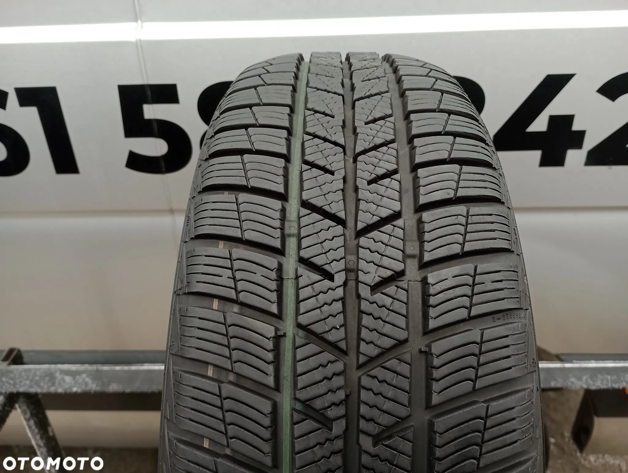 Opona Zimowa 1x 205/60 R16 96H XL Barum Polaris 5 1x8mm 4620 dot - 2