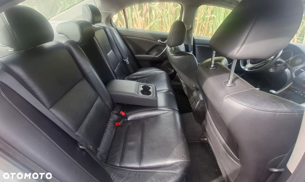 Honda Accord 2.4 Executive - 10