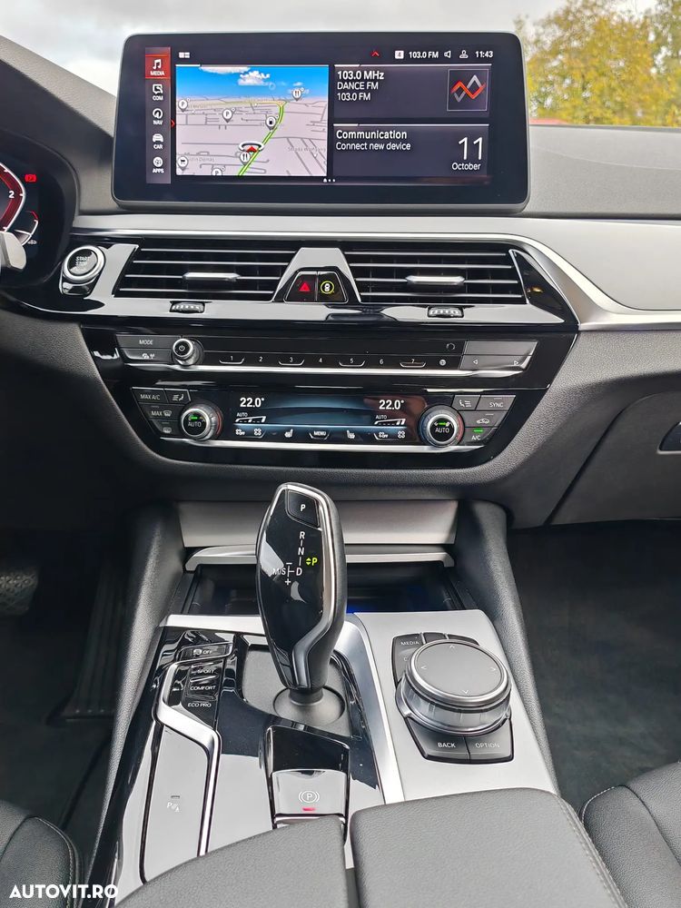 BMW Seria 5 520d AT MHEV - 11