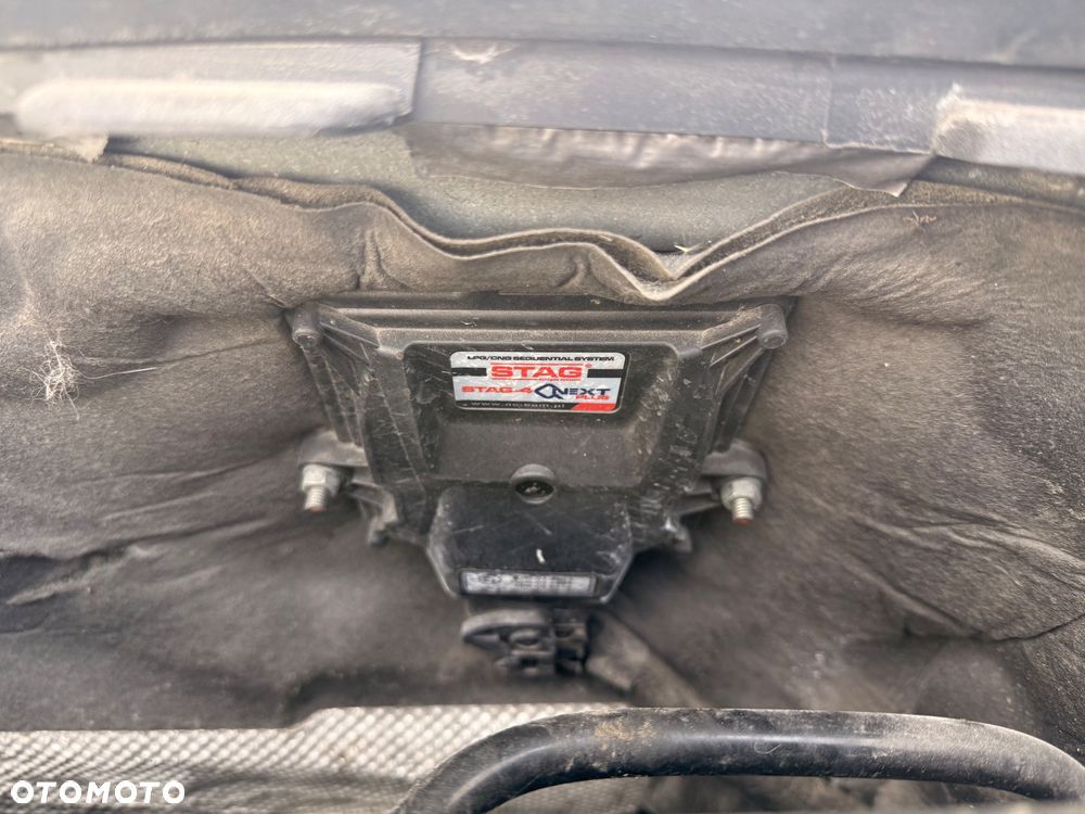 Volvo V70 2.0 - 22