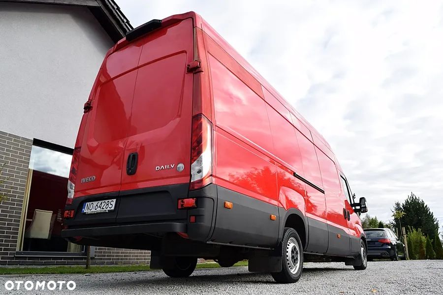 Iveco DAILY - 7