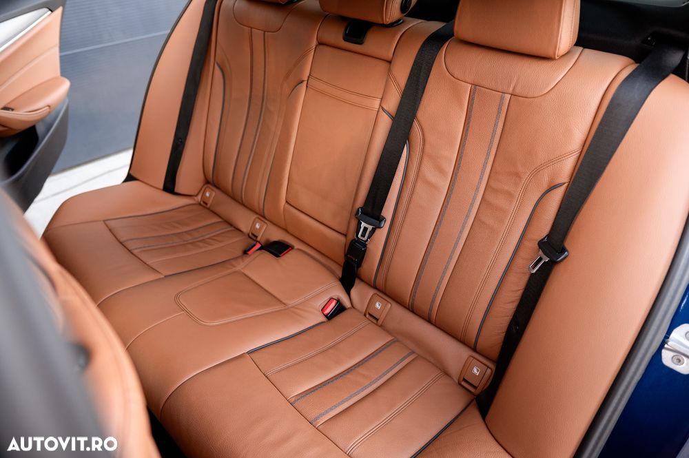 BMW Seria 5 520d Aut. M Sport Edition - 4
