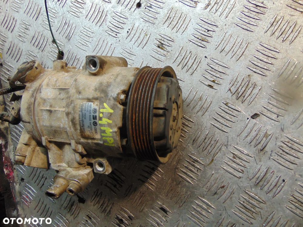 Sprężarka klimatyzacji Skoda Fabia 1,4 mpi 6q0820803D - 4