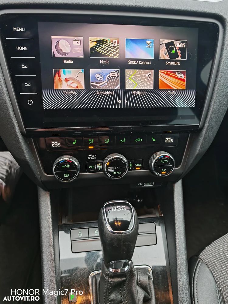 Skoda Octavia 1.6 TDI DSG Ambition - 13