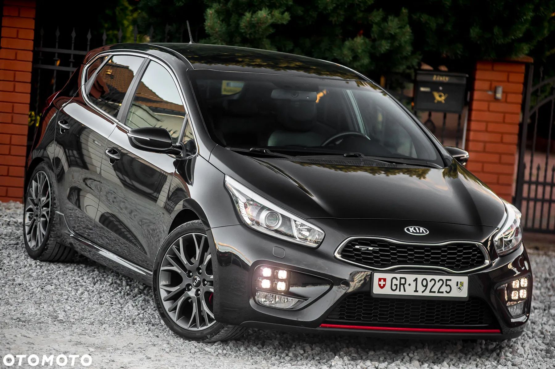 Kia Ceed 1.6 T-GDI GT - 1