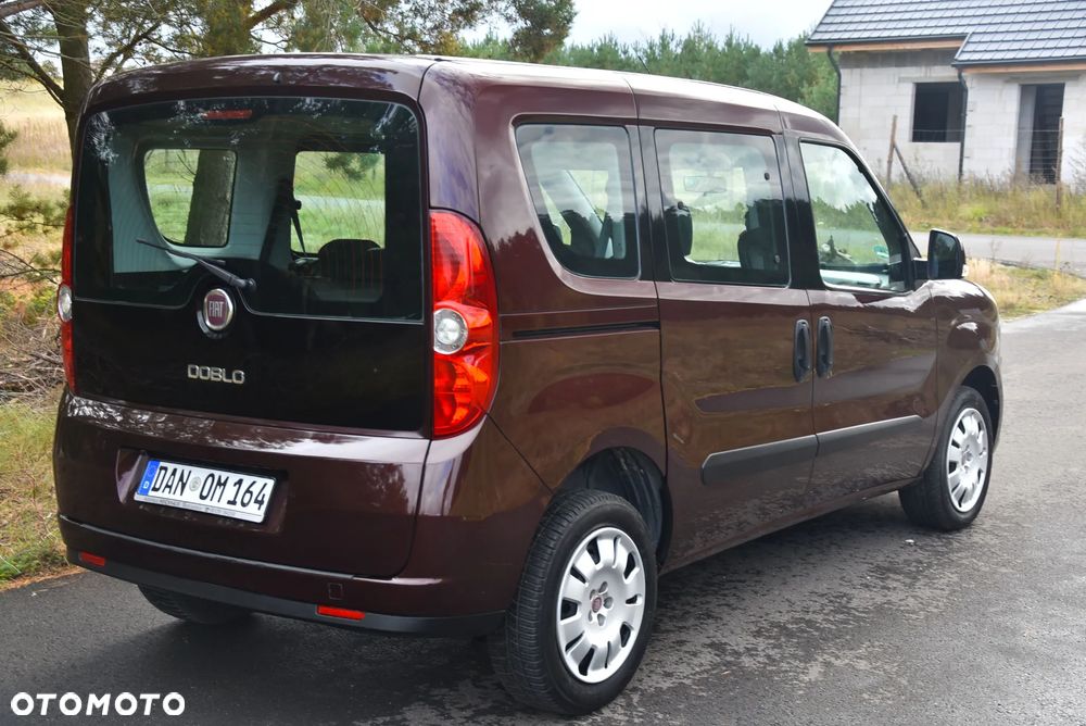 Fiat Doblo 2011 photo 3
