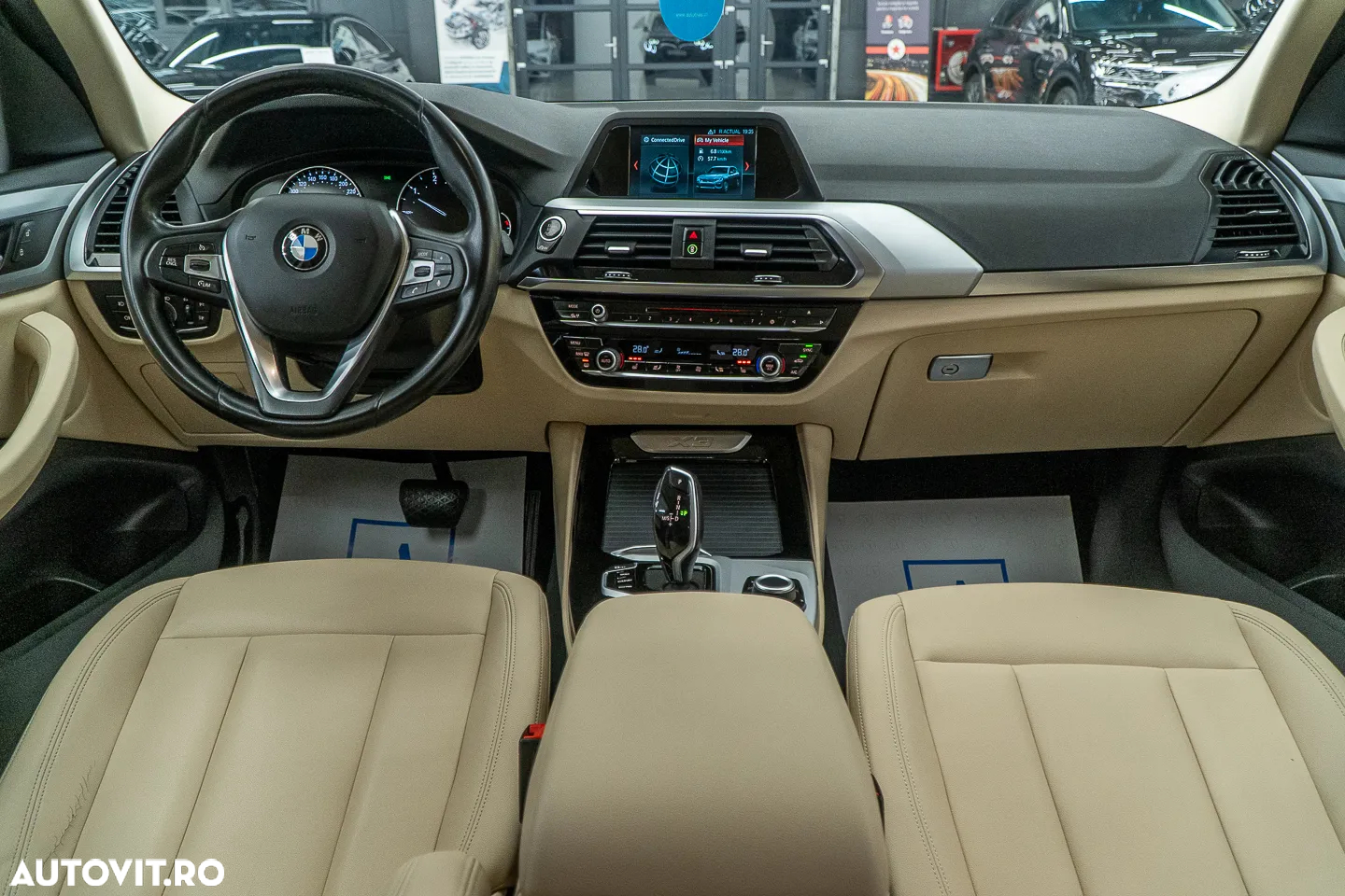 BMW X3 xDrive20d AT xLine - 28