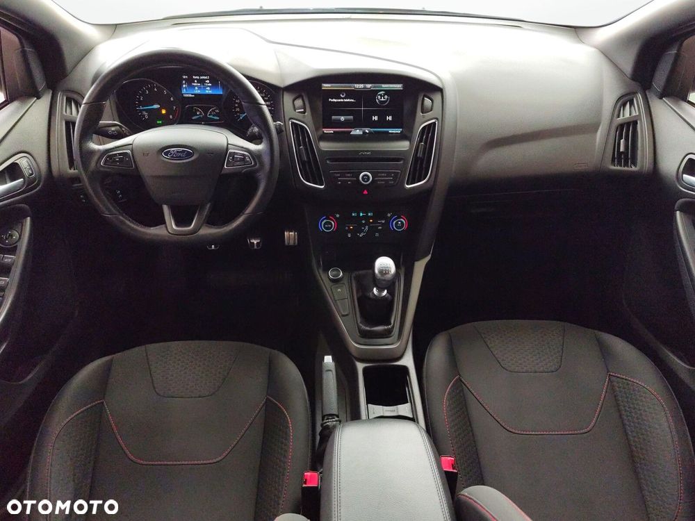 Ford Focus - 15