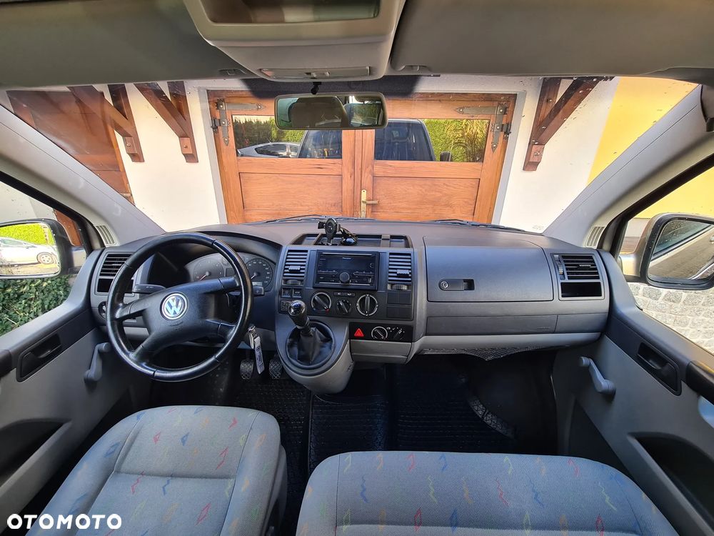 Volkswagen Transporter - 25