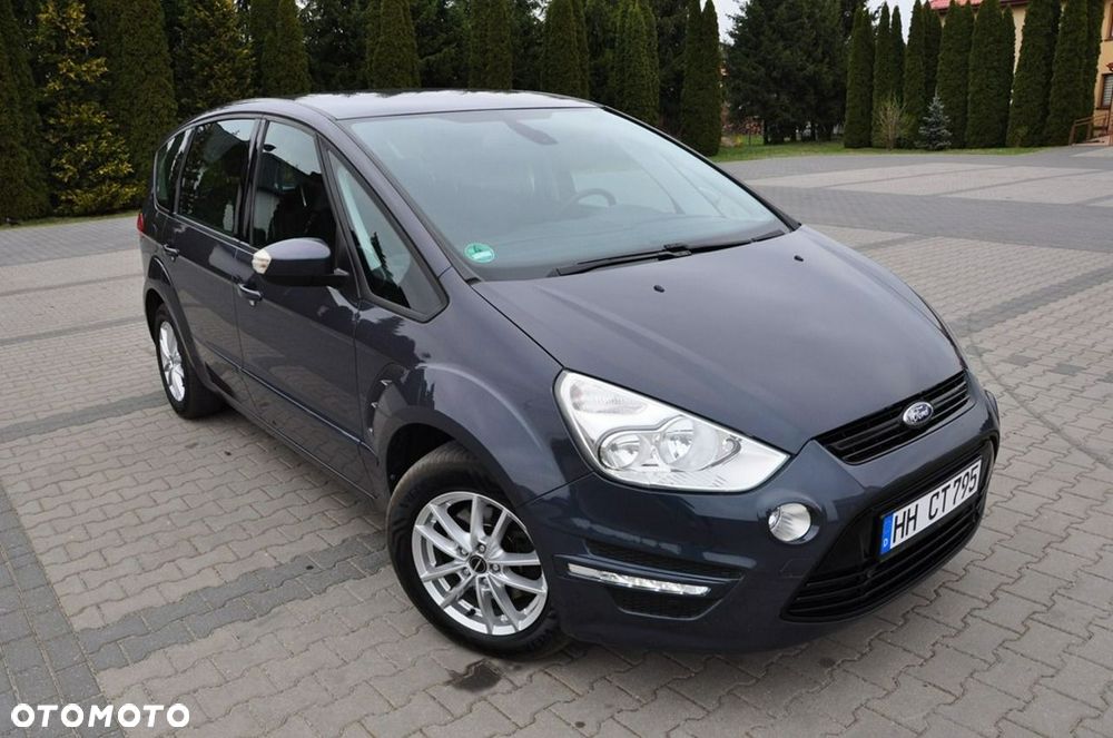 Ford S-Max - 12