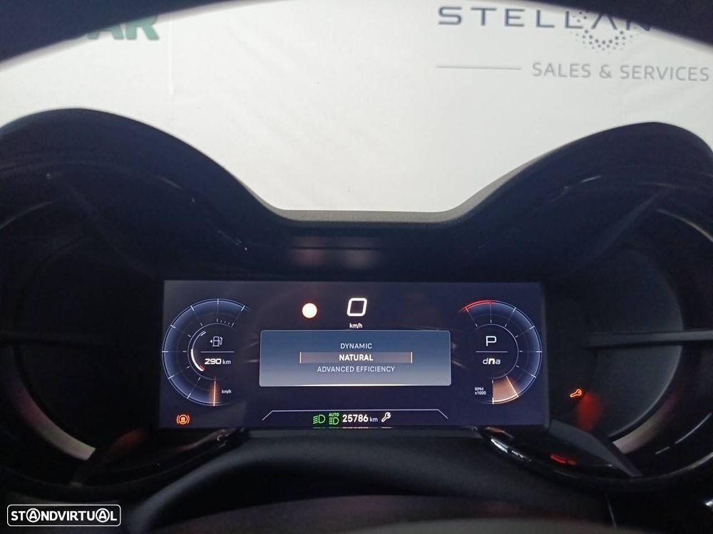 Alfa Romeo Junior 1.2 Speciale eDCT6 - 21