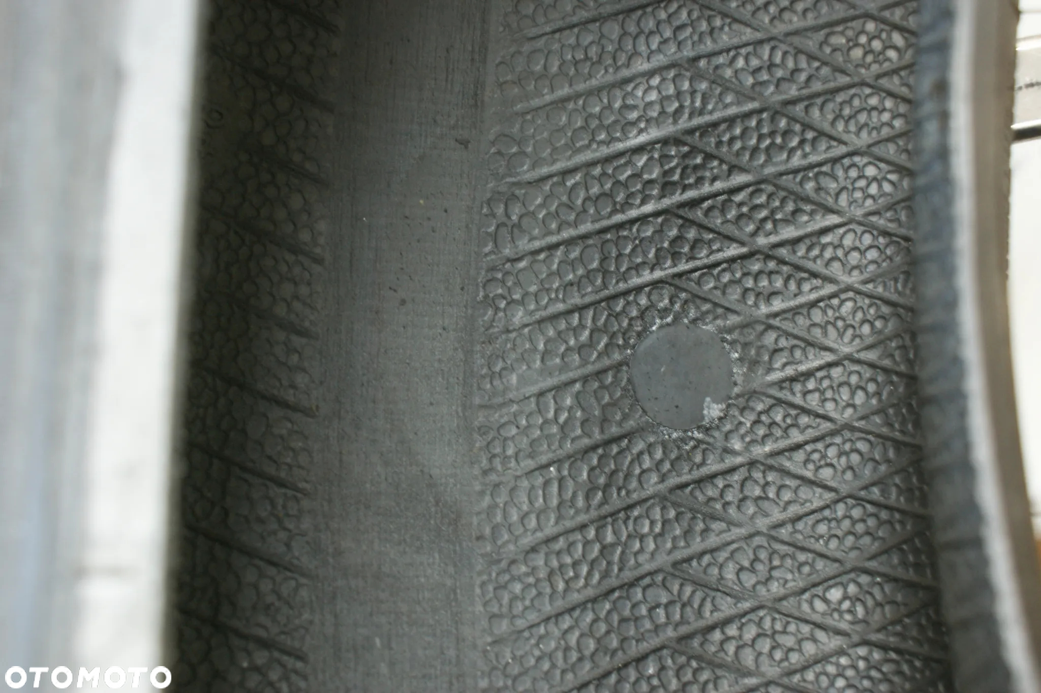 letnie 205/55R17 GOODYEAR EFFICIENTGRIP PERFORMANCE , 6,5mm B810 - 3