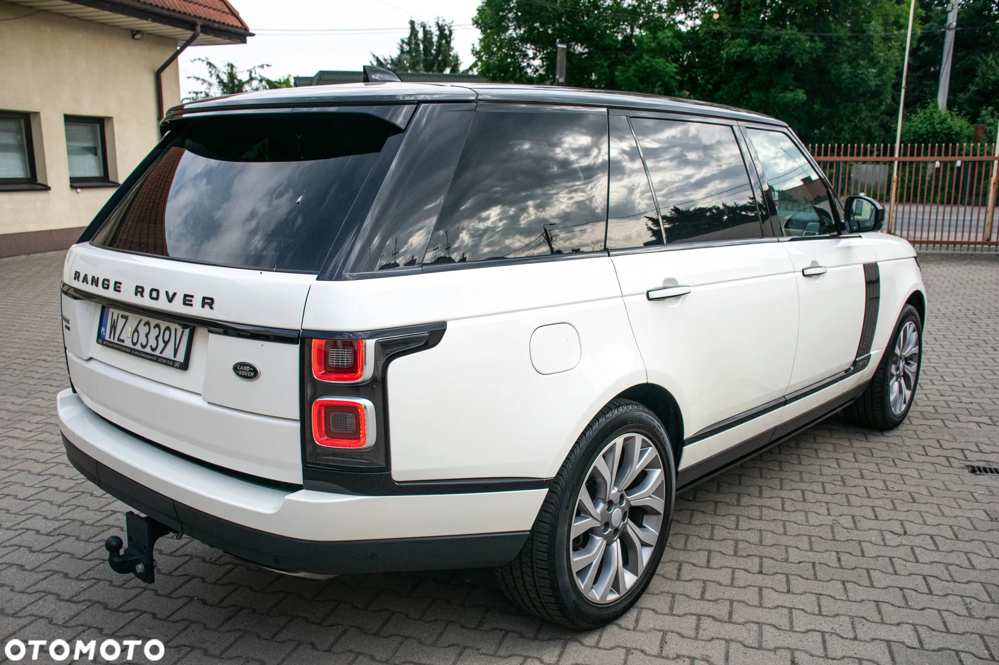 Land Rover Range Rover 3.0 I6 LWB Vogue - 8