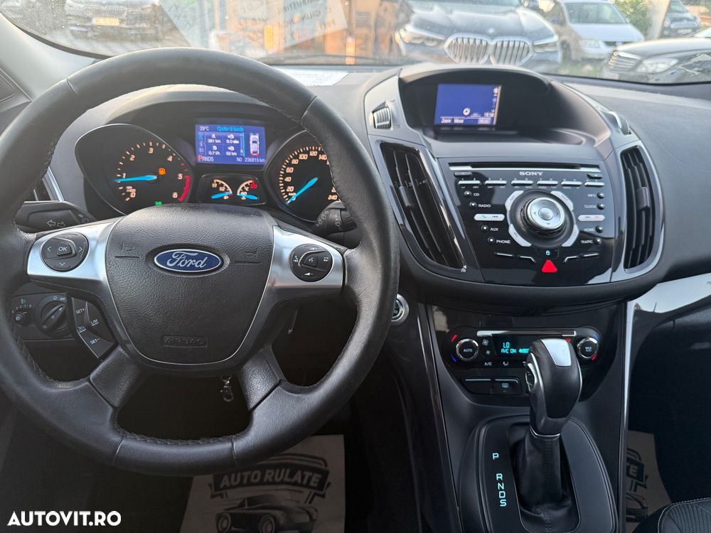Ford Kuga 2.0 TDCi Powershift 4WD Titanium - 10