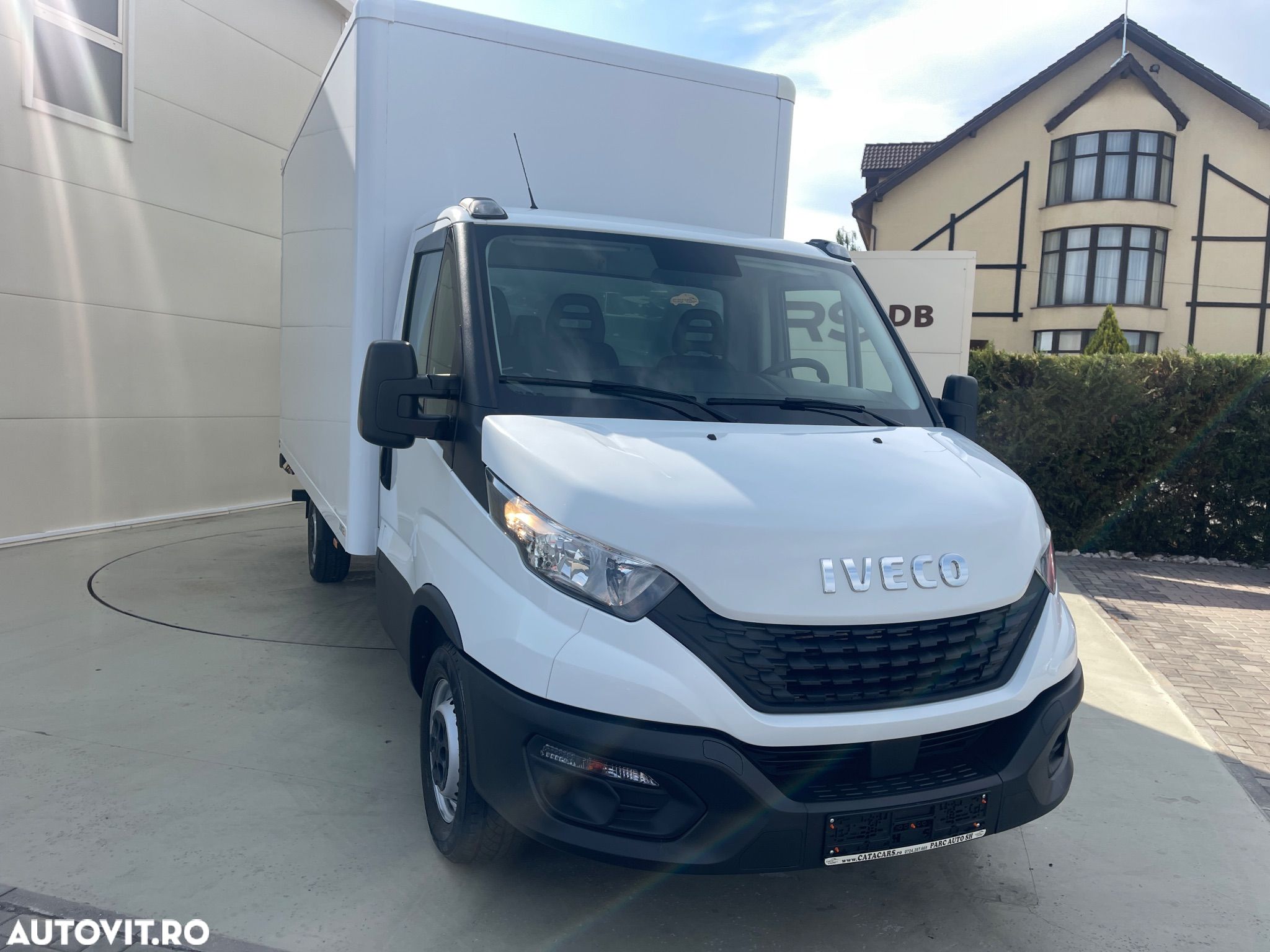 Iveco Daily 35S16 KOFFER LIFT - 1