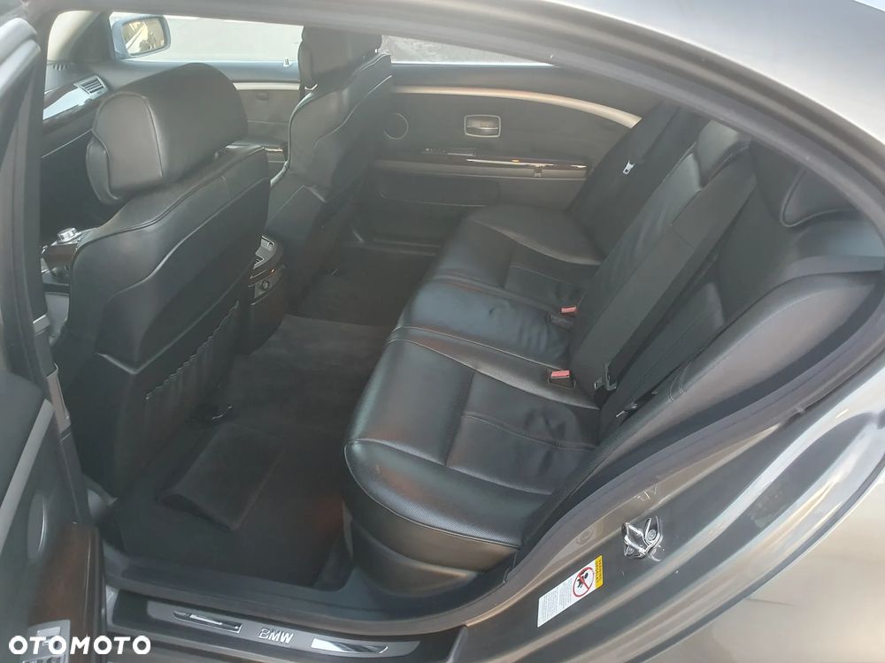 BMW Seria 7 730d L - 27