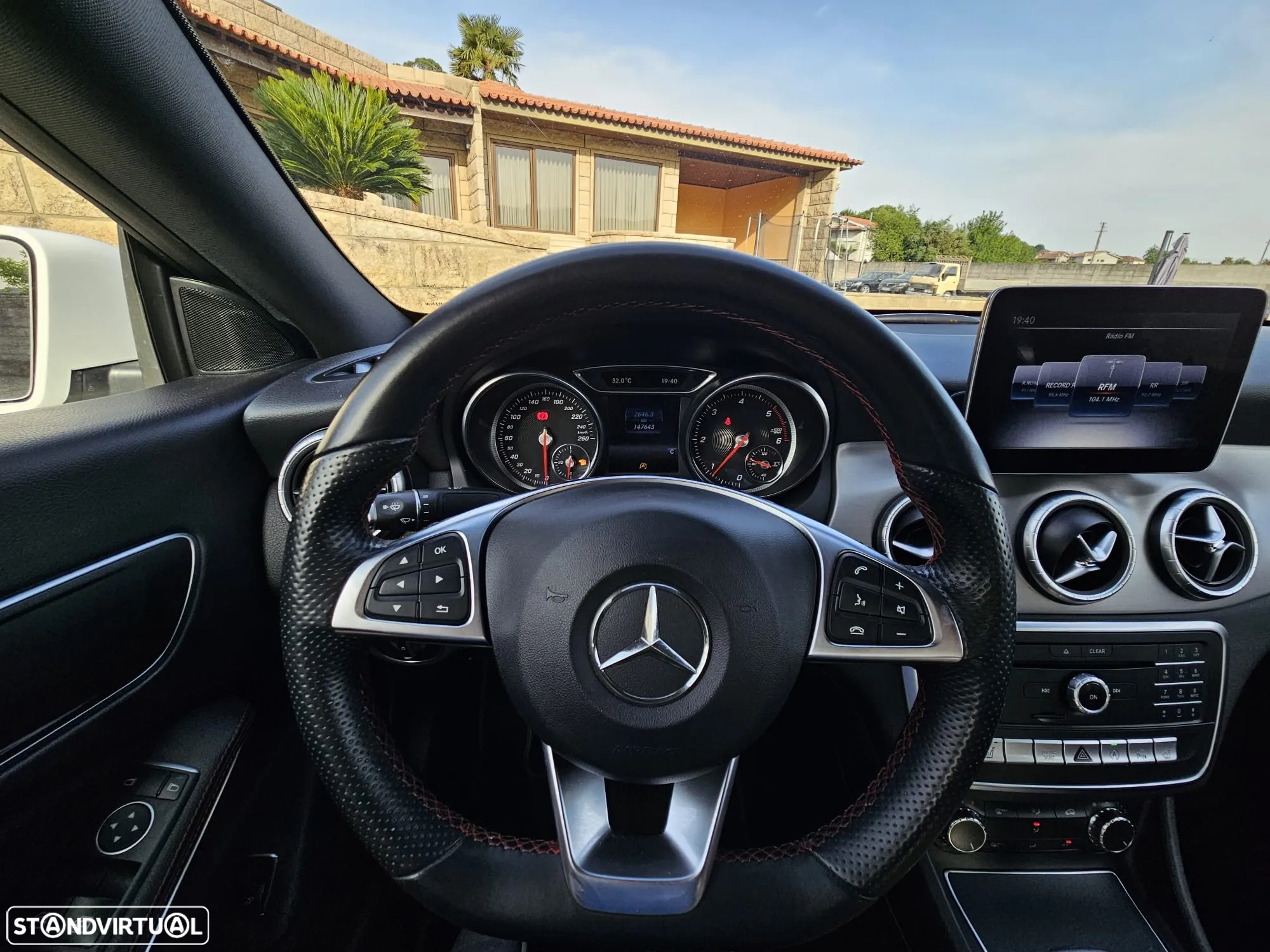 Mercedes-Benz CLA 180 d AMG Line - 20