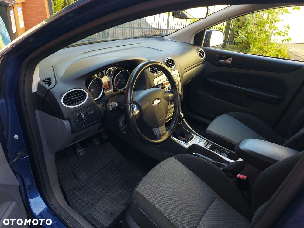 Ford Focus 1.6 Ti-VCT Trend - 10
