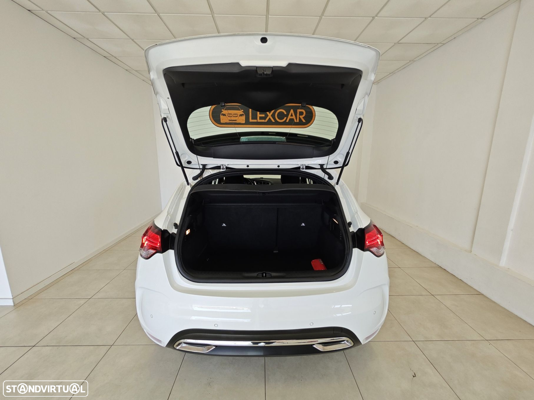 DS DS4 Crossback - 42