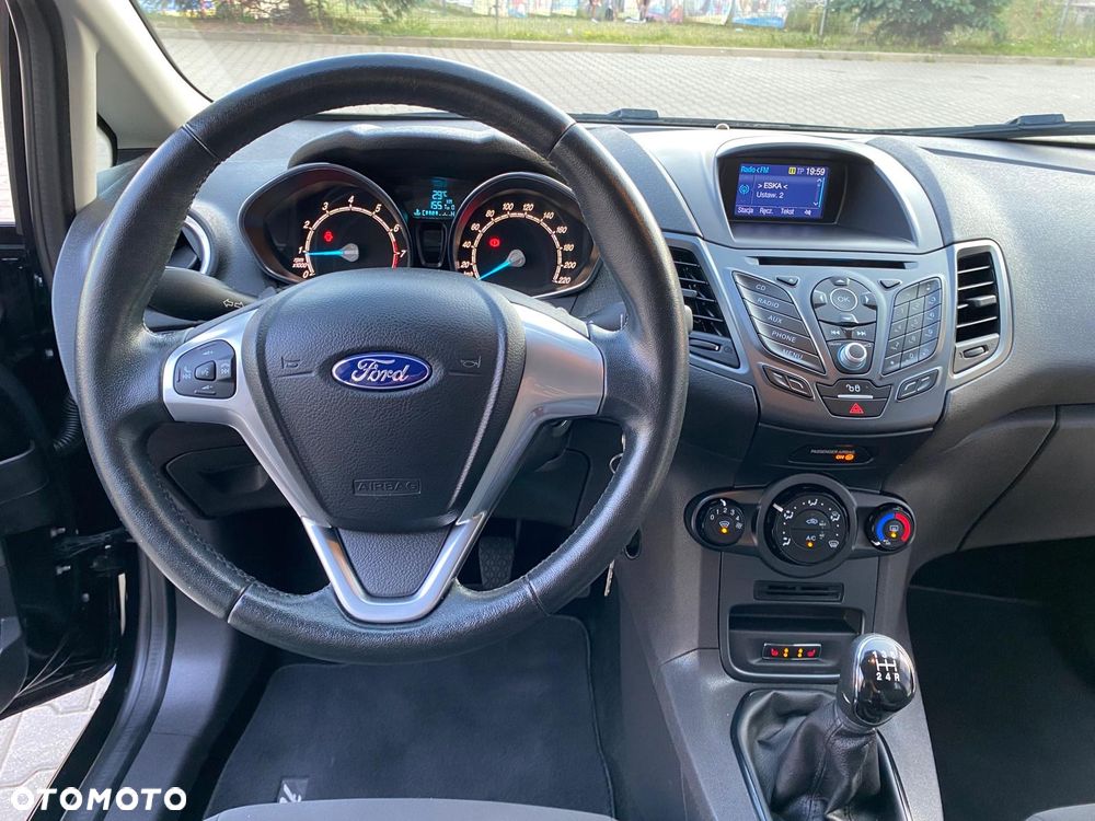 Ford Fiesta 1.25 Titanium EU6 - 17