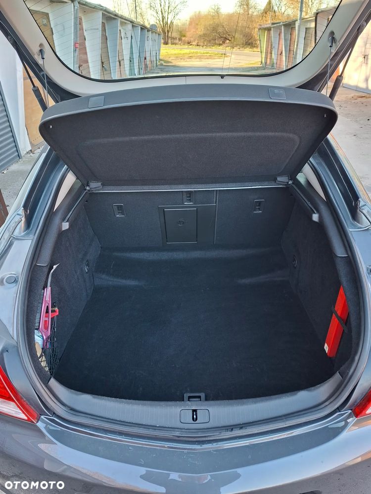 Opel Insignia - 10