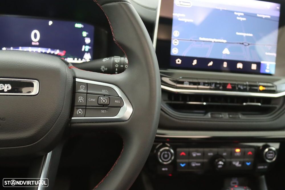 Jeep Compass 1.3 TG Trailhawk - 14