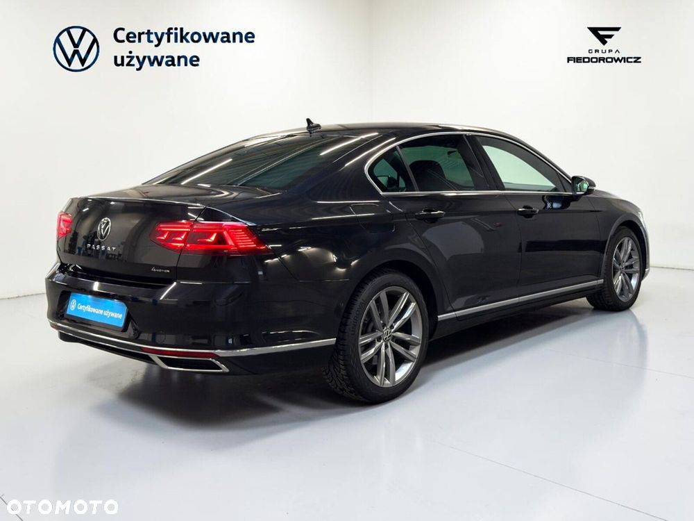 Volkswagen Passat 2.0 TSI 4Mot Elegance DSG - 9