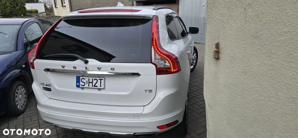 Volvo XC 60 T5 Drive-E Kinetic - 5