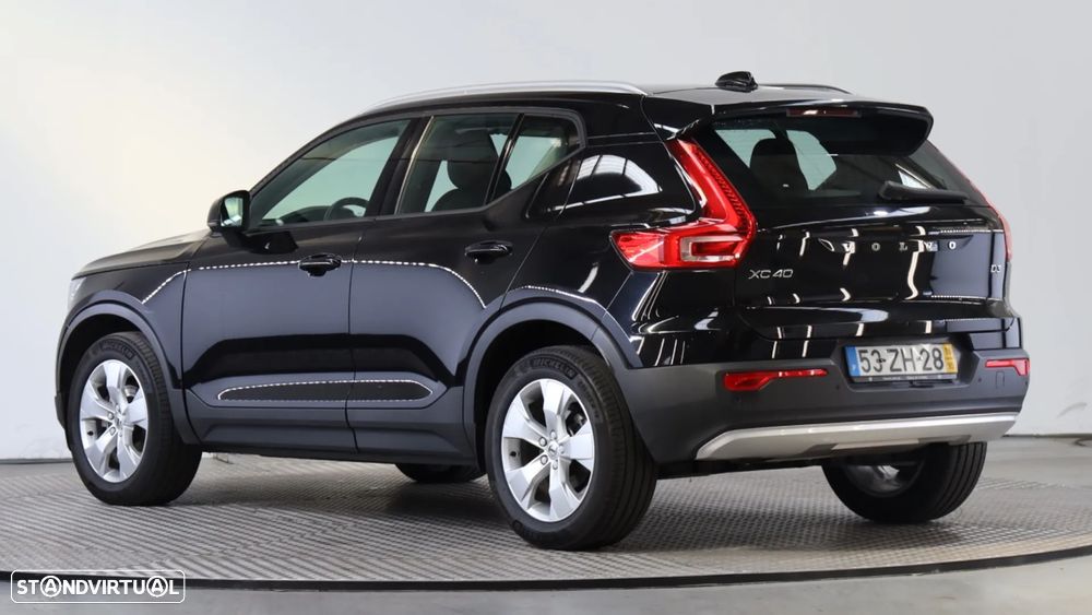 Volvo XC 40 2.0 D3 Momentum Plus - 5