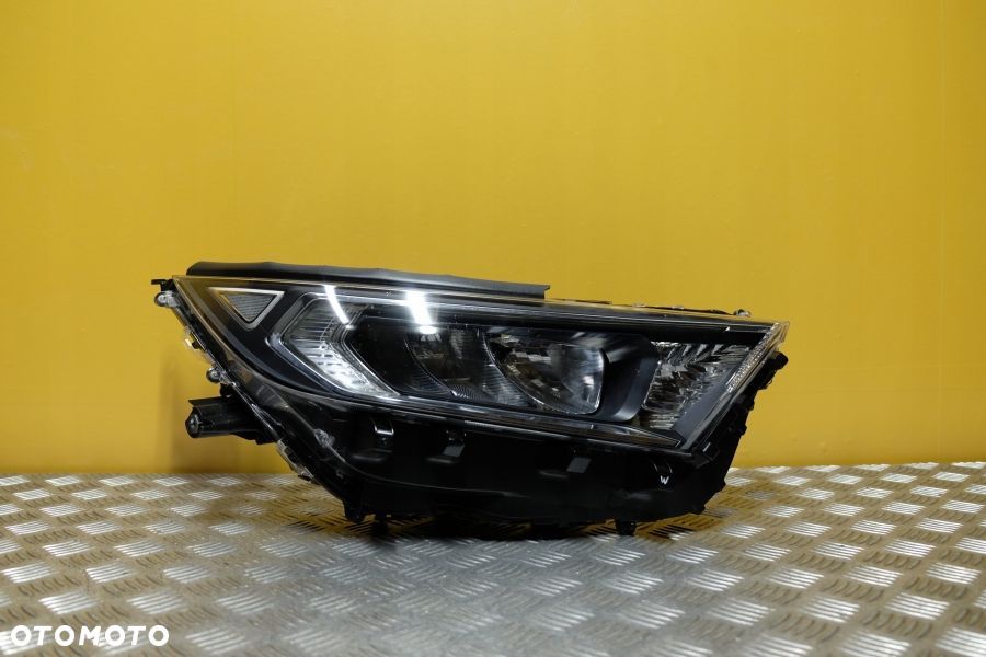 TOYOTA RAV4 2019- REFLEKTOR LAMPA PRZÓD PRAWA FULL LED EU - 1