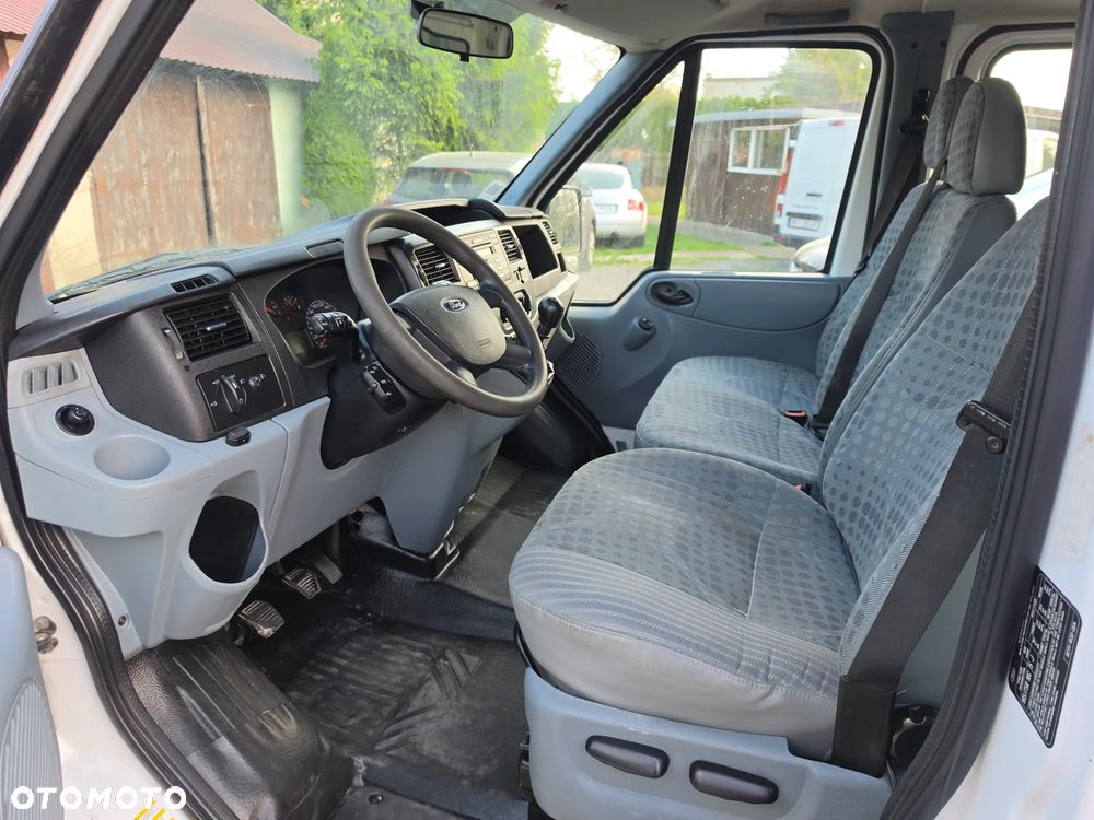 Ford Transit - 6
