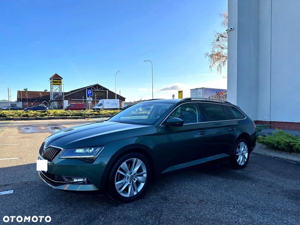 Skoda Superb 1.5 TSI L&K DSG - 8