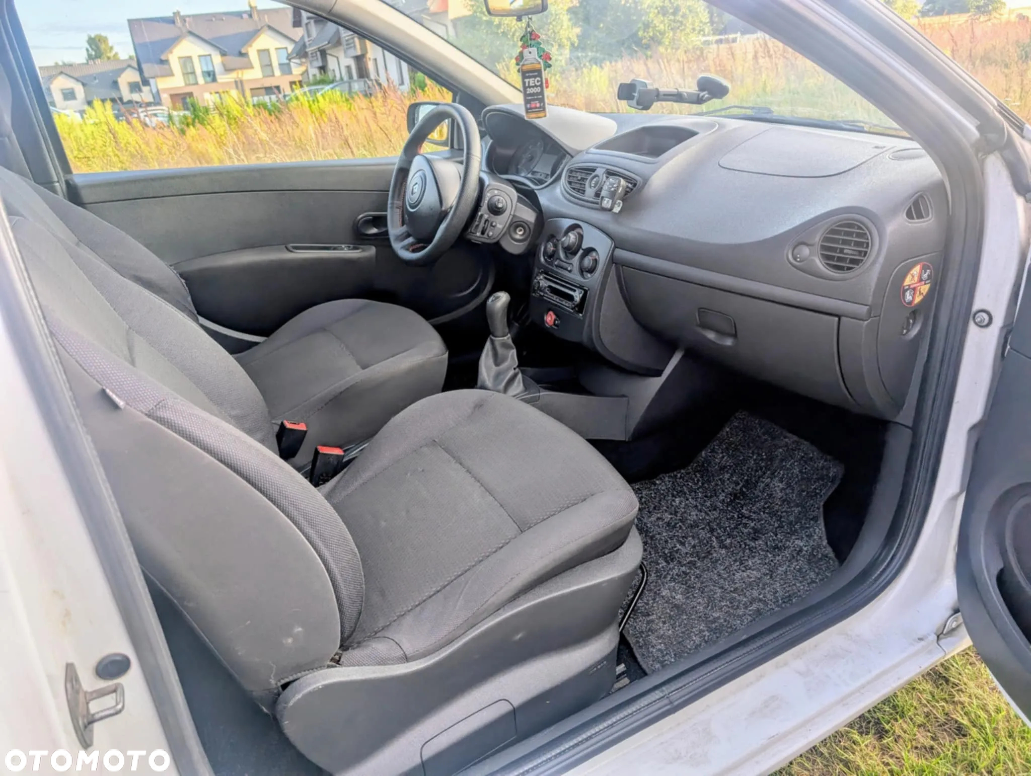 Renault Clio - 6