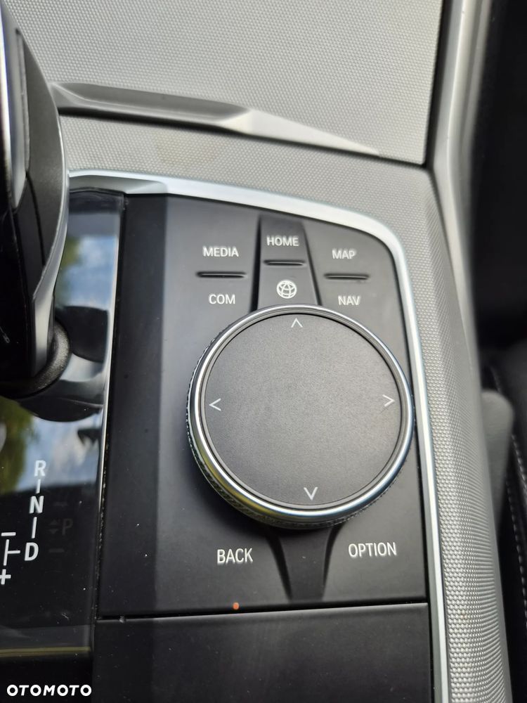 BMW Seria 3 - 22