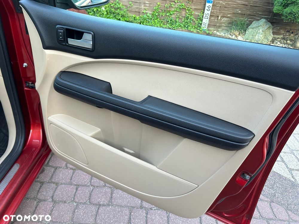 Ford Focus C-Max 1.8 Ghia - 31