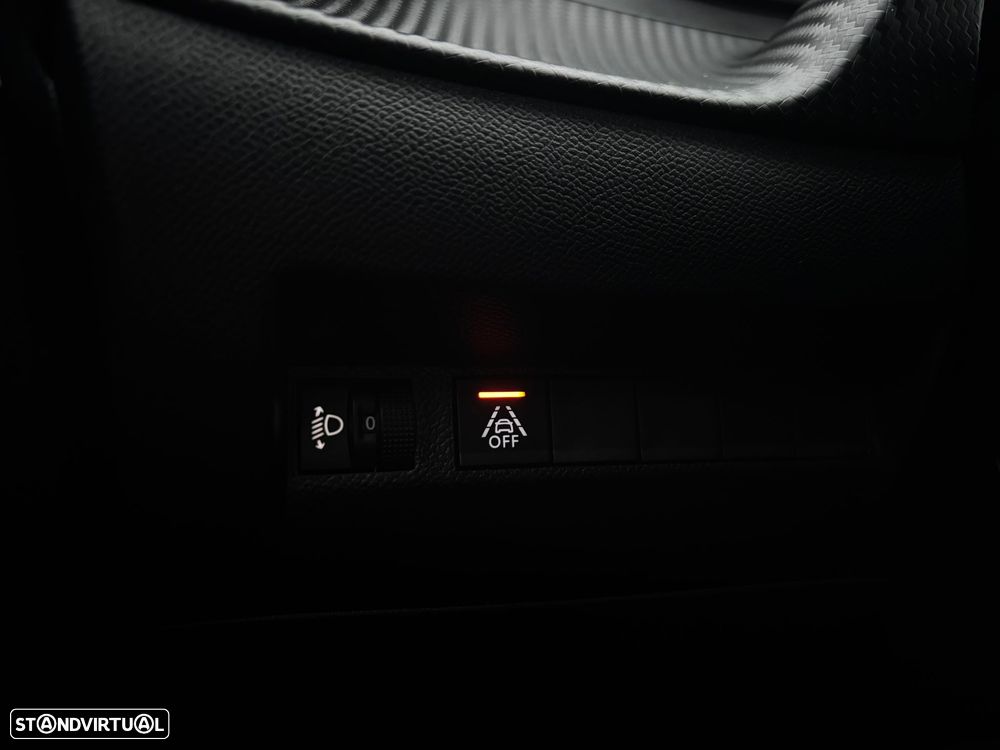 Peugeot e-208 Active - 18