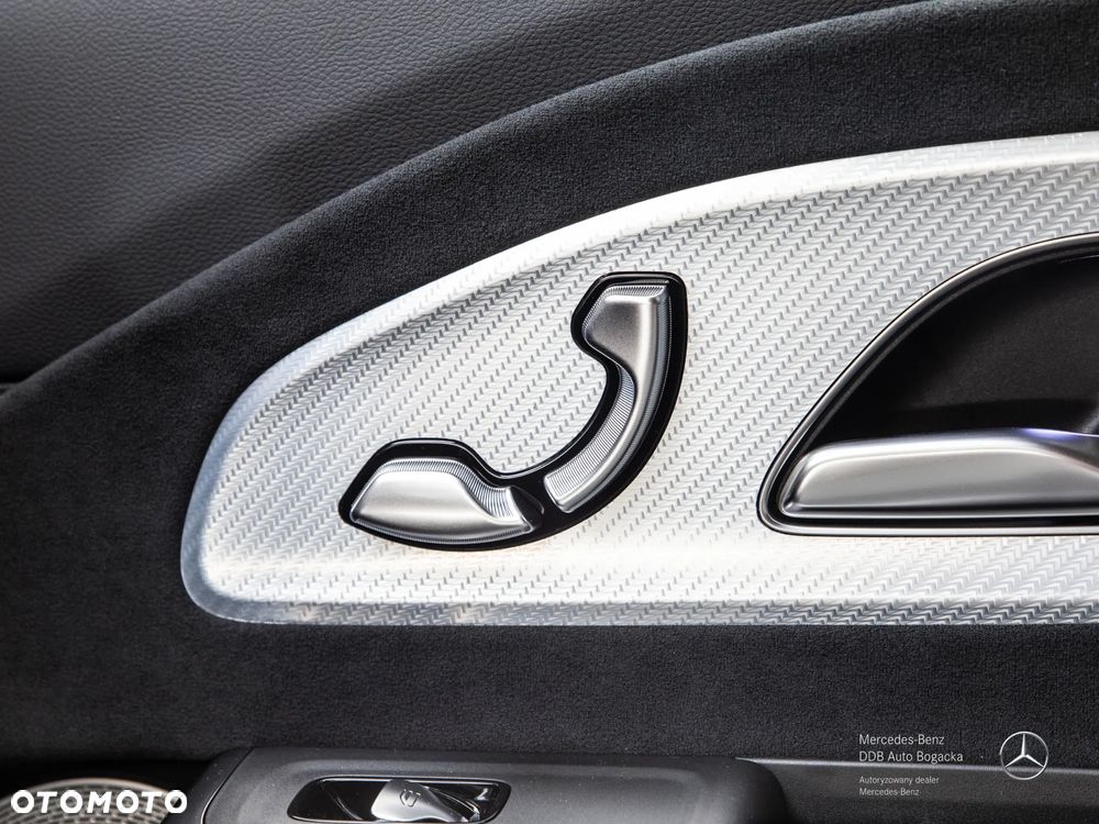Mercedes-Benz CLA 200 mHEV 8G-DCT - 9