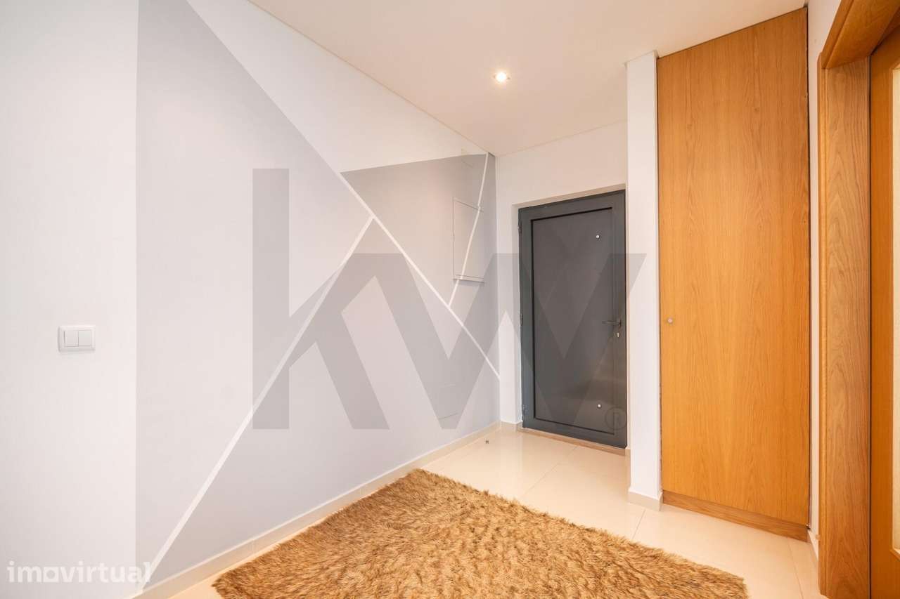 Moradia T5 de Sonho em Cernache – Onde o Conforto encontra a Conven - Grande imagem: 2/32