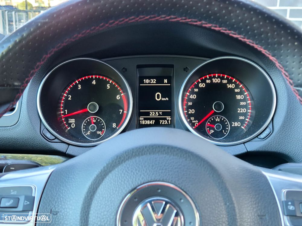 VW Golf 2.0 GTI DSG - 23