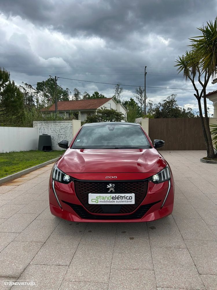 Peugeot e-208 GT - 2