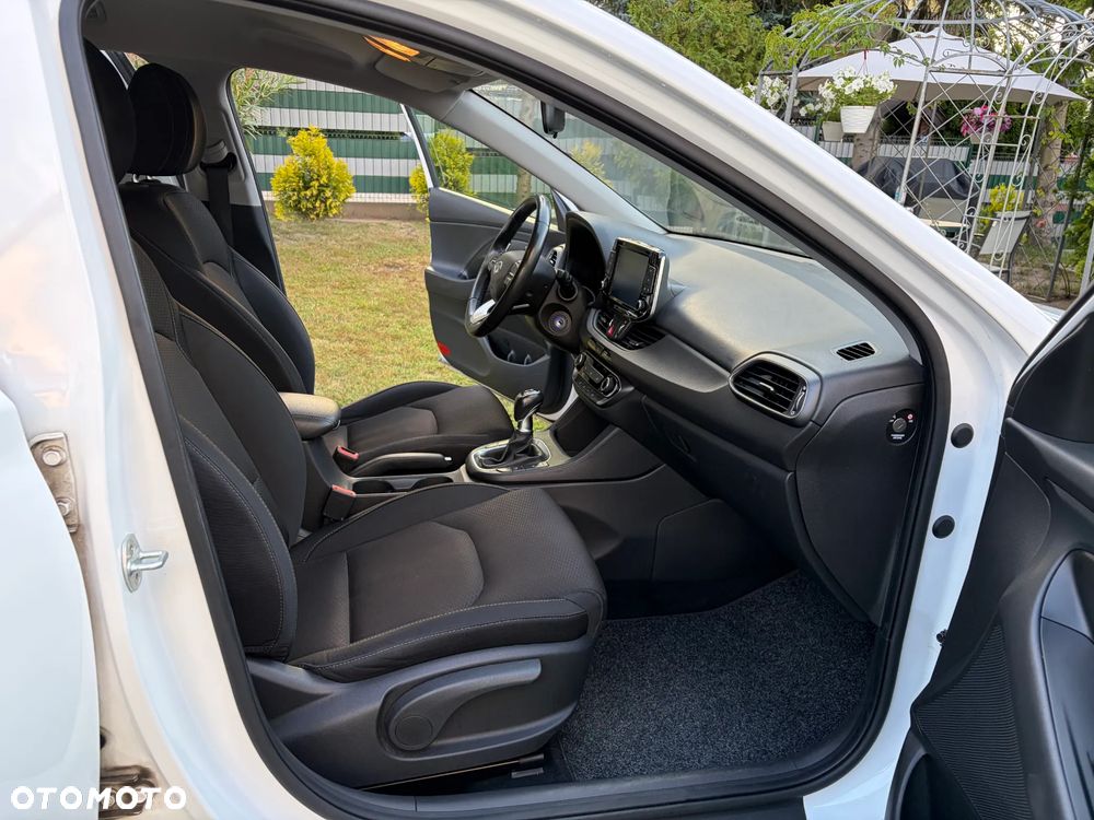 Hyundai i30 blue Kombi 1.4 Classic Navigation - 7