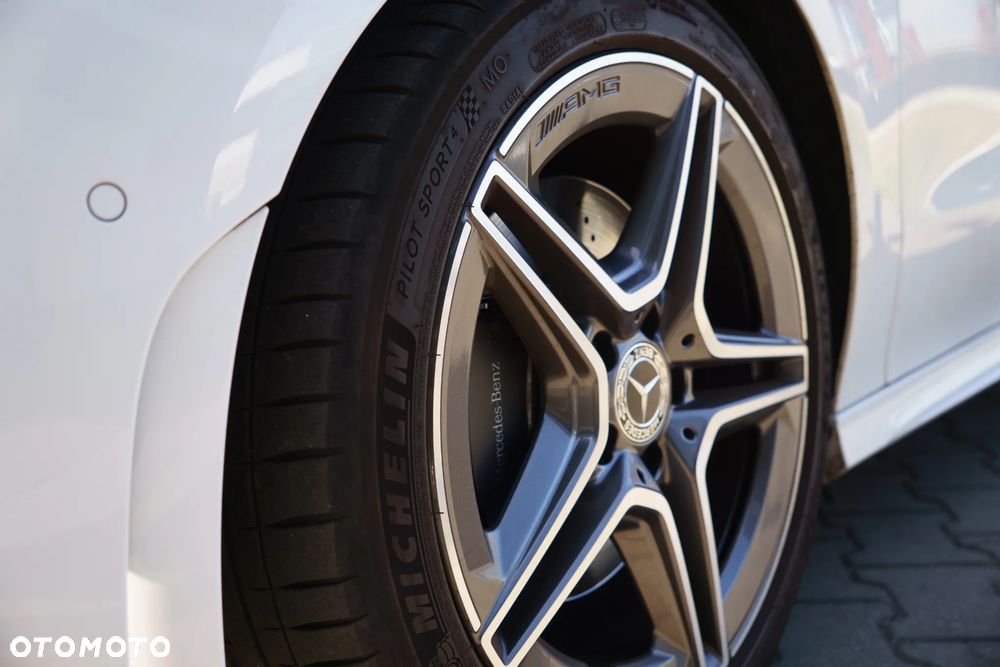 Mercedes-Benz CLA 200 AMG Line 7G-DCT - 6