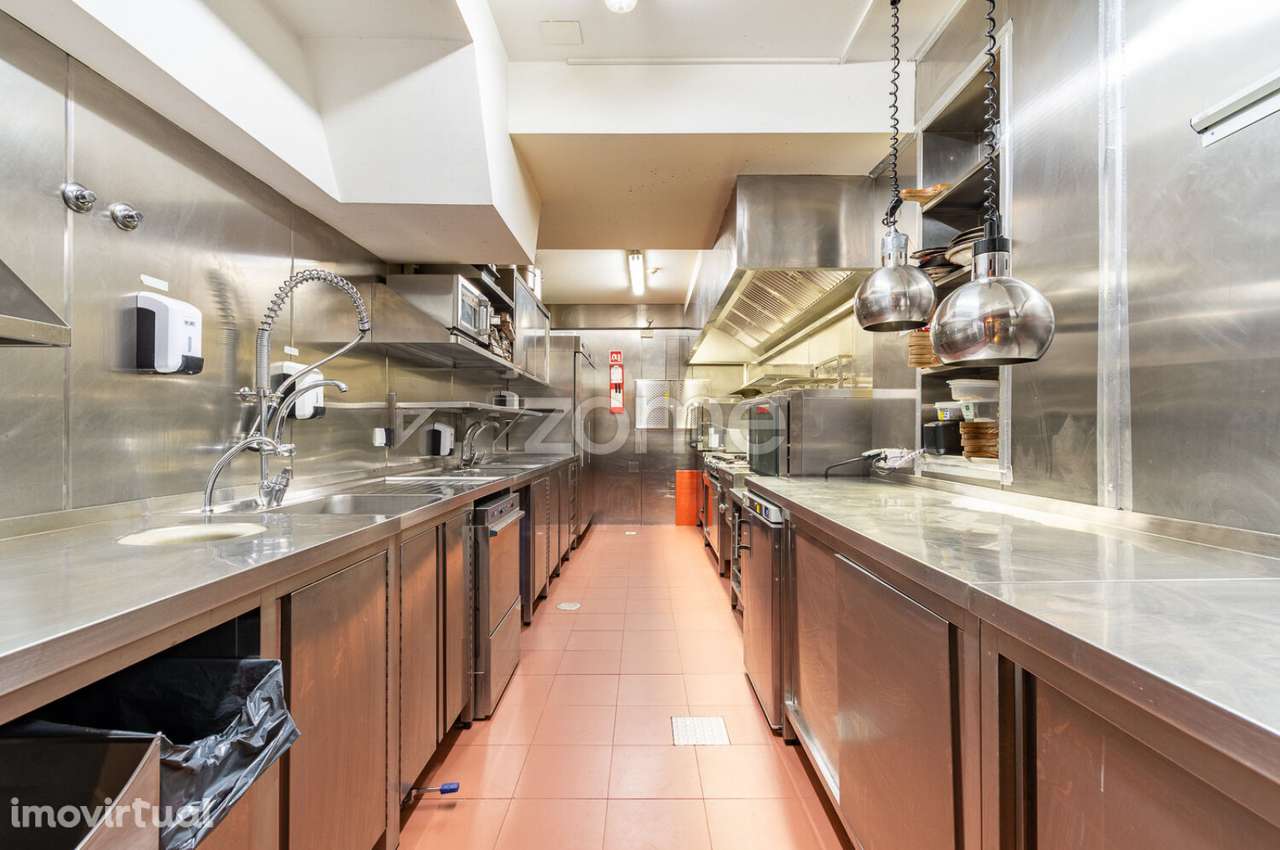 Trespasse de Restaurante de Referência no Centro do Porto - Grande imagem: 4/16