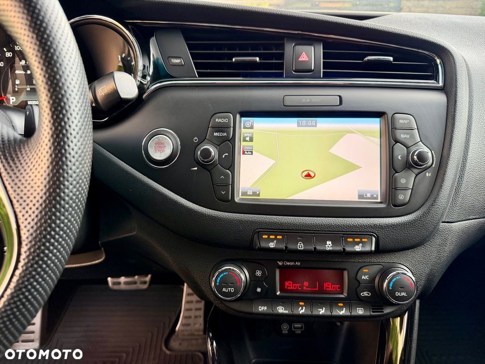 Kia Ceed 1.6 CRDi GT Line DCT - 21