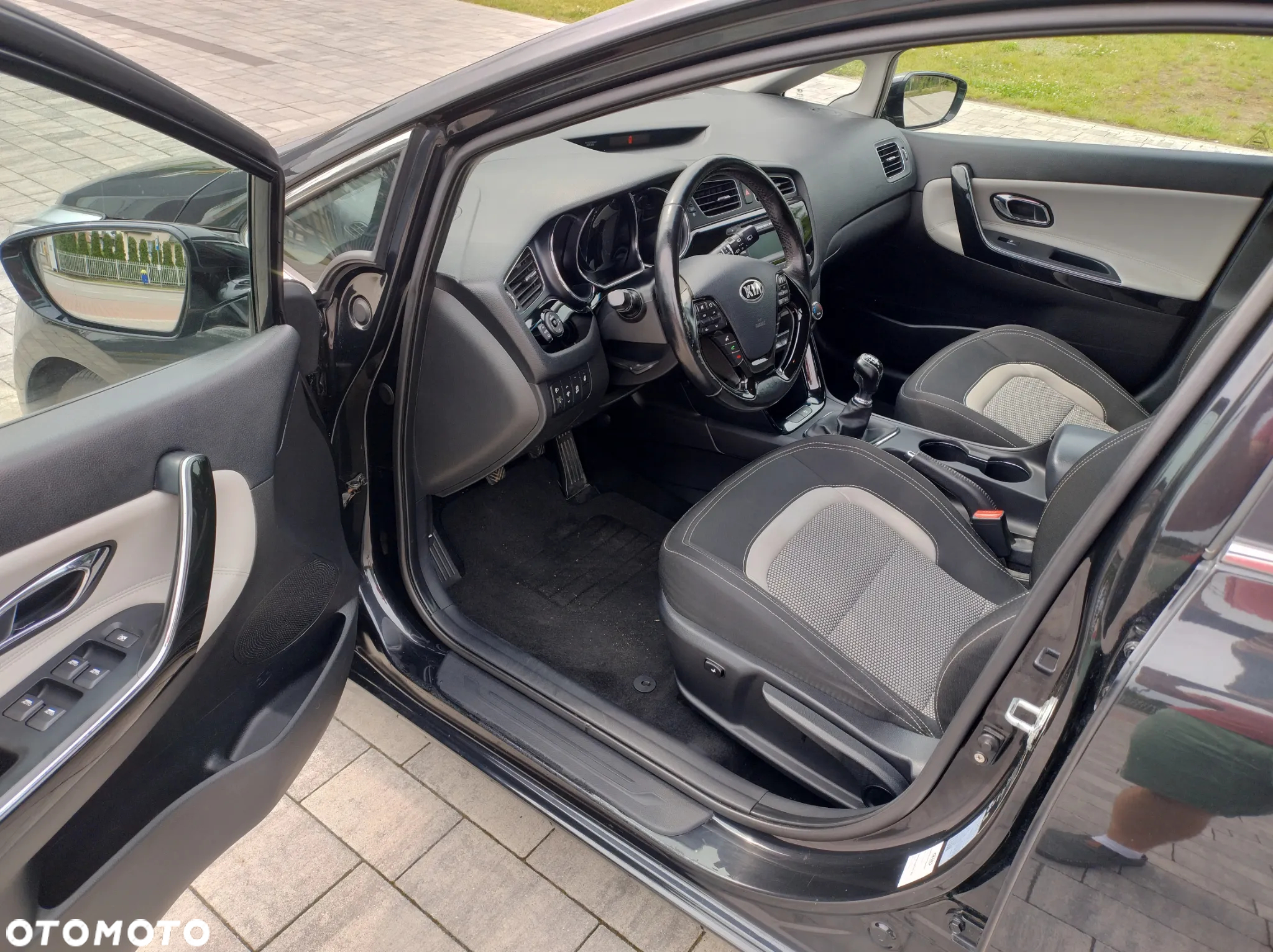Kia Ceed - 5