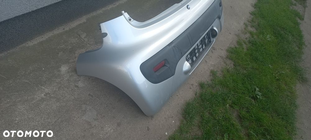 zderzak tył srebrny citroen c1 peugeot 107 - 2