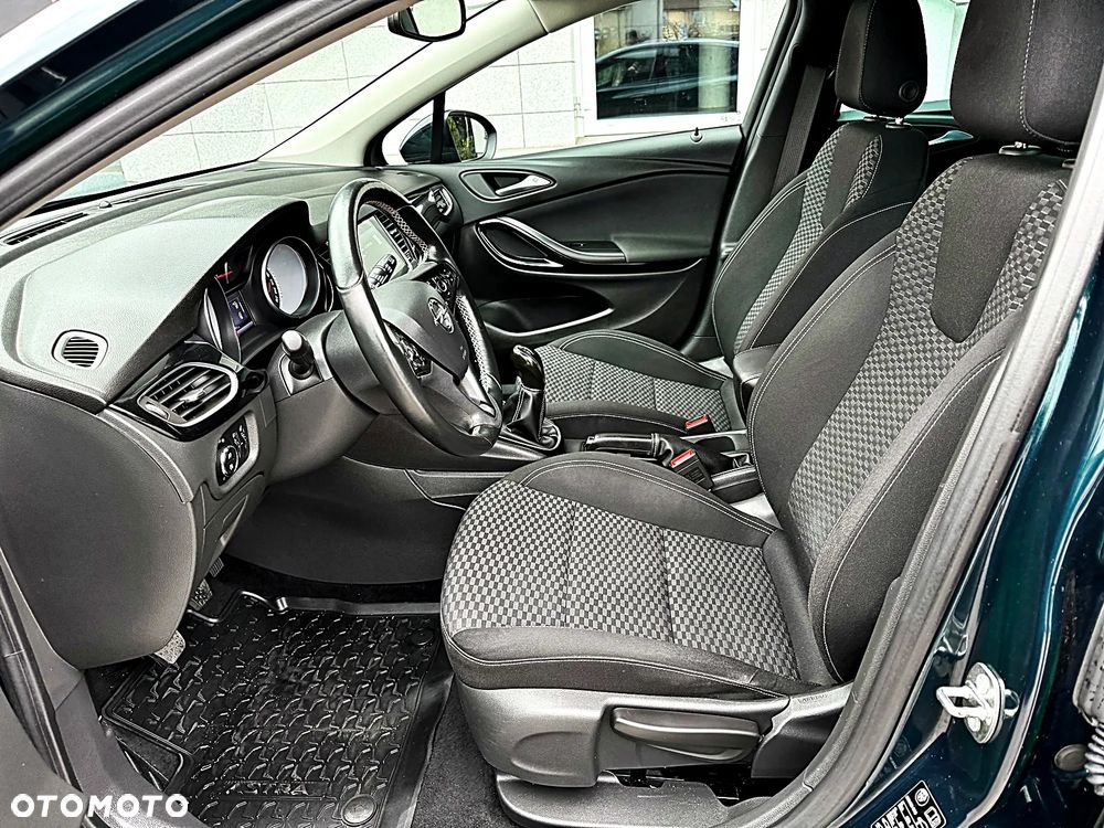 Opel Astra 1.6 D (CDTI) Start/Stop Innovation - 17
