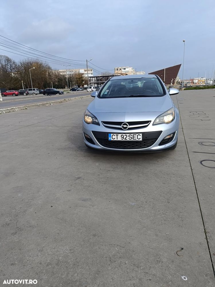 Opel Astra 1.6 CDTI ECOTEC ECOFlex Start/Stop Enjoy - 4