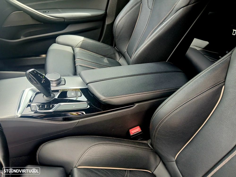BMW 520 d Pack M Auto - 22