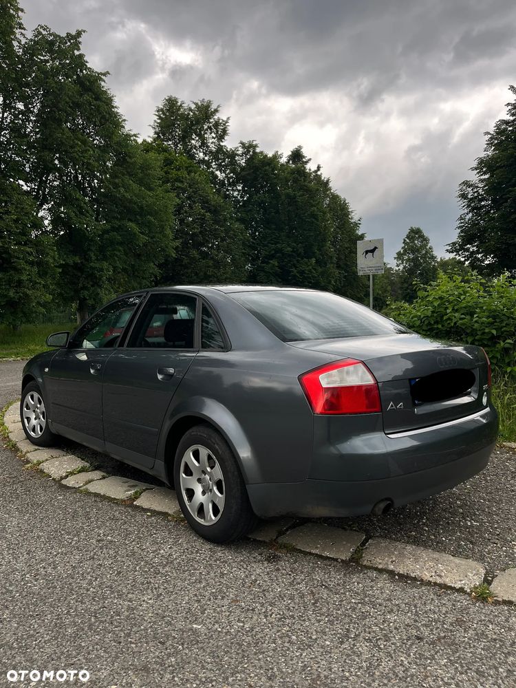 Audi A4 Avant - 5